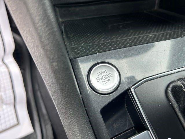 Volkswagen Tiguan SE 4Motion 2021