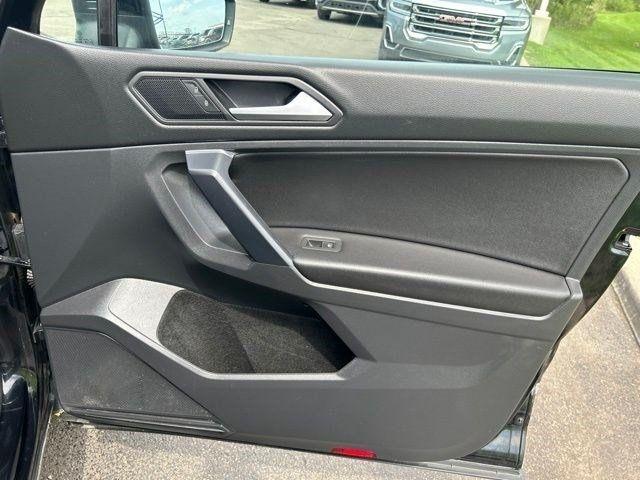 Volkswagen Tiguan SE 4Motion 2021