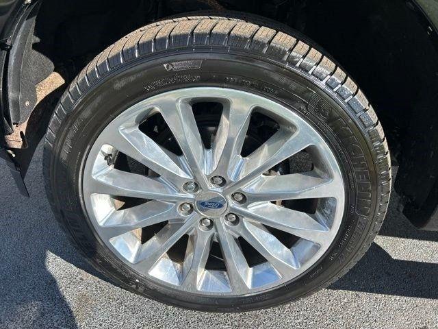 Ford F-150 4WD SuperCrew 145" Limited 2019