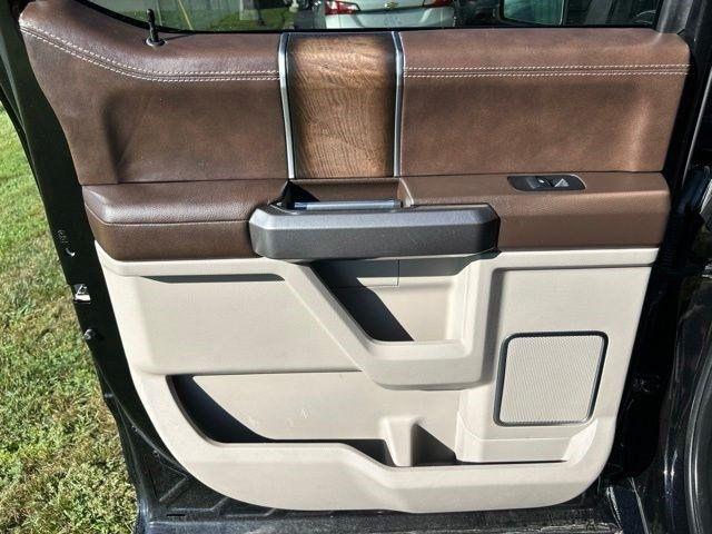 Ford F-150 4WD SuperCrew 145" Limited 2019