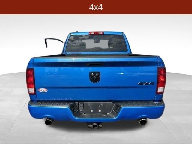 RAM 1500 Classic Express 4x4 Crew Cab 5'7" Box 2019