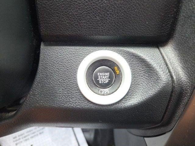 RAM 1500 Sport Crew Cab SWB 4WD 2018