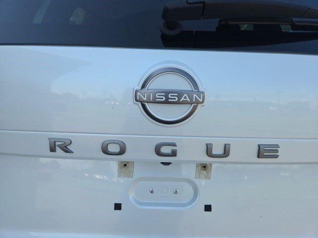 Nissan Rogue SV AWD 2025