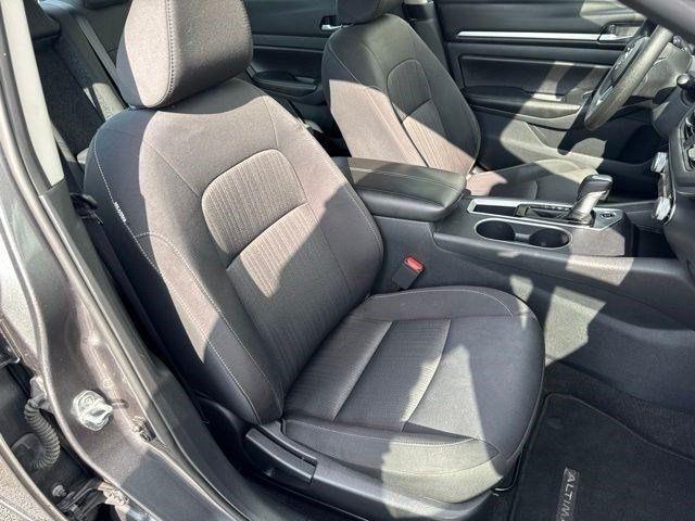 Nissan Altima 2.5 SV 2022