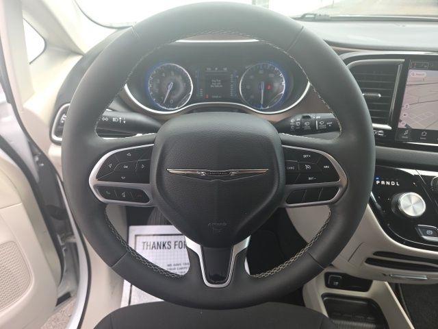 Chrysler Voyager LX 2024