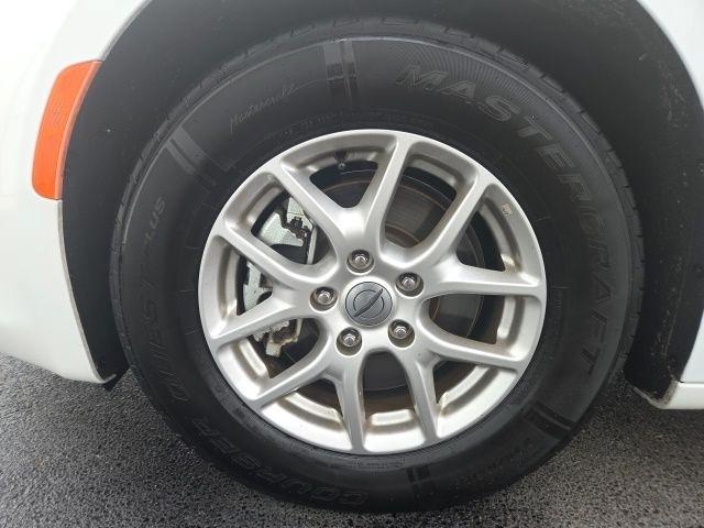 Chrysler Voyager LX 2024