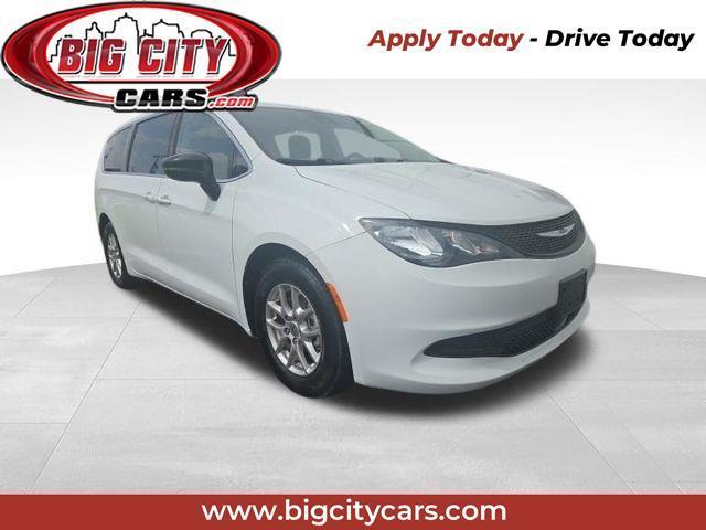 2024 Chrysler Voyager LX
