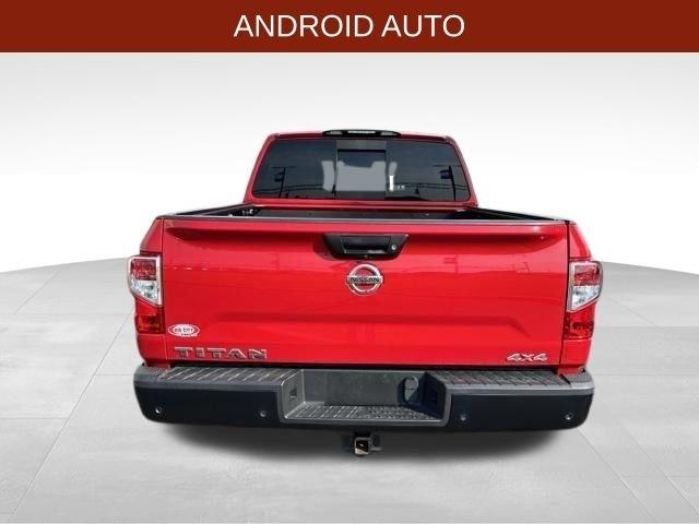 Nissan Titan S Crew Cab 4WD 2021
