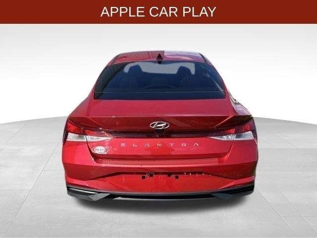 Hyundai Elantra SEL 2023