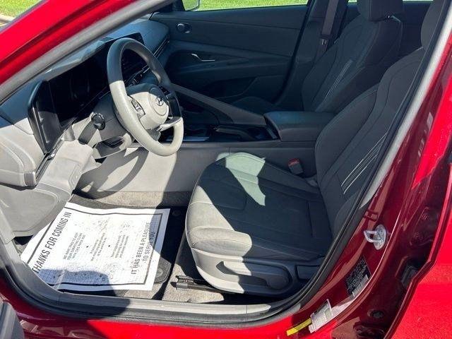 Hyundai Elantra SEL 2023