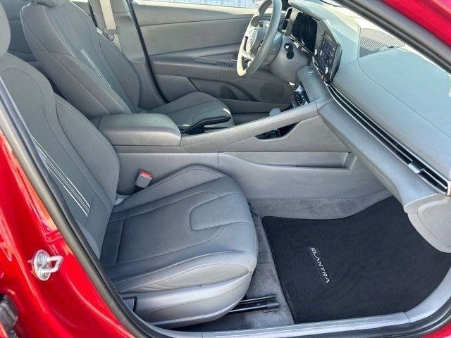 Hyundai Elantra SEL 2023