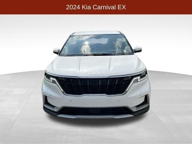 Kia Carnival EX 2024