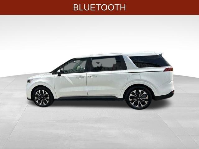 Kia Carnival EX 2024