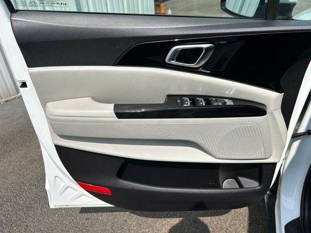 Kia Carnival EX 2024