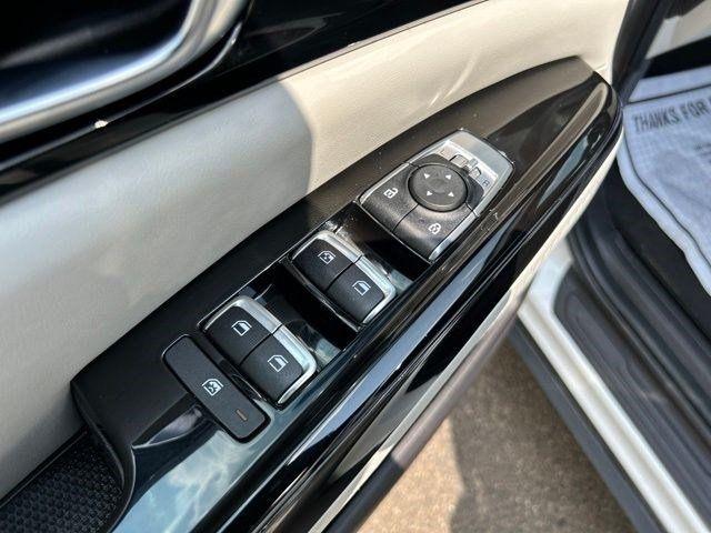 Kia Carnival EX 2024
