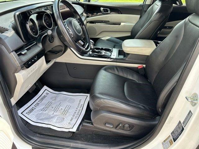 Kia Carnival EX 2024