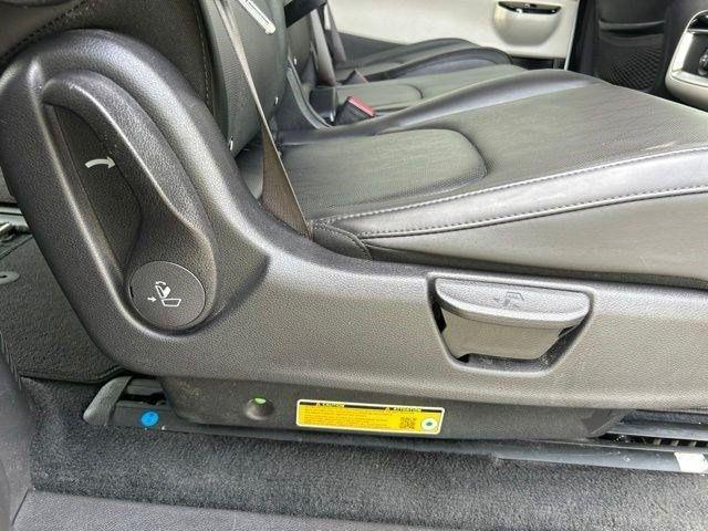 Kia Carnival EX 2024