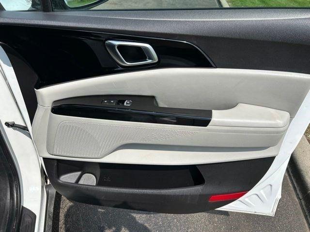 Kia Carnival EX 2024