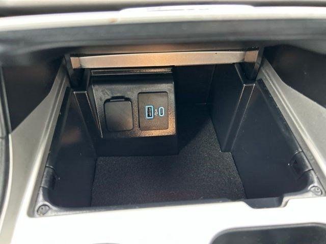 Ford Explorer XLT AWD 2023