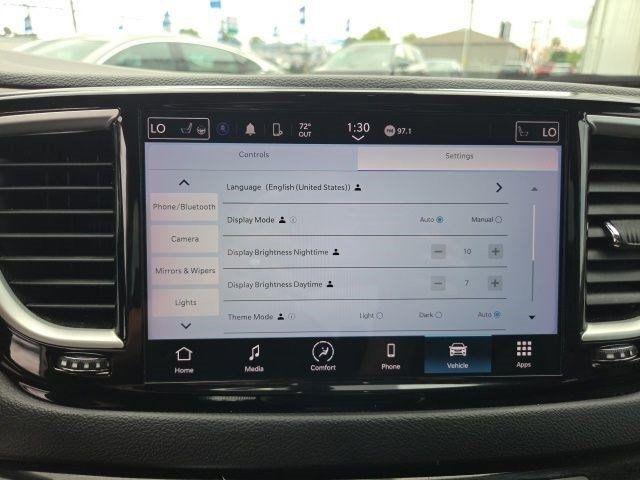 Chrysler Pacifica Touring L 2023