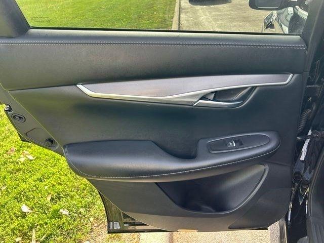 Infiniti QX50 LUXE 2022