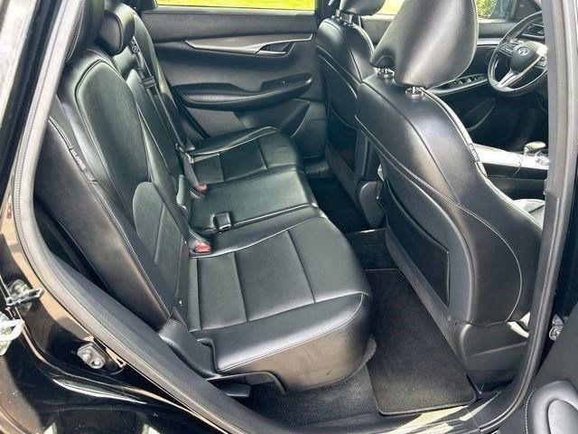 Infiniti QX50 LUXE 2022