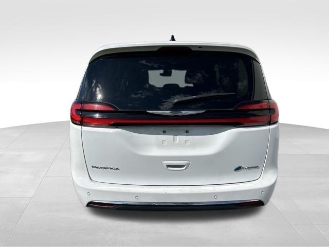 Chrysler Pacifica Hybrid Touring L 2023