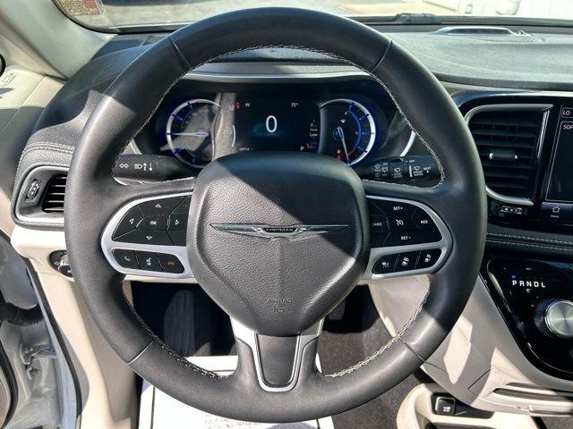 Chrysler Pacifica Hybrid Touring L 2023