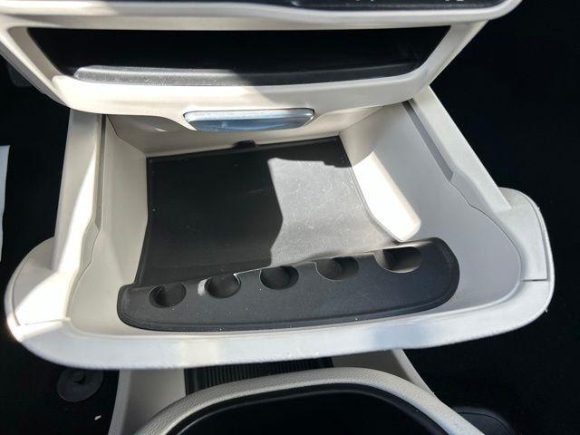 Chrysler Pacifica Hybrid Touring L 2023