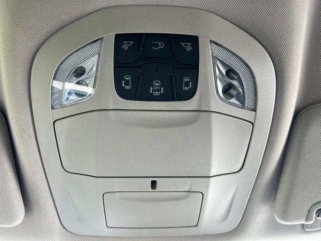 Chrysler Pacifica Hybrid Touring L 2023