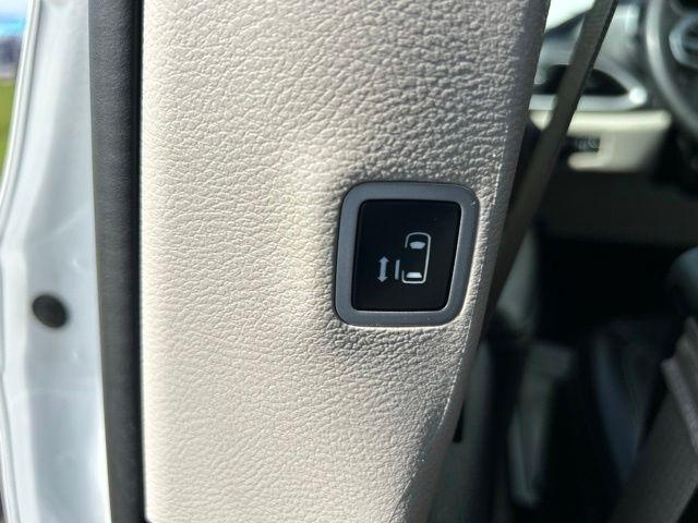 Chrysler Pacifica Hybrid Touring L 2023