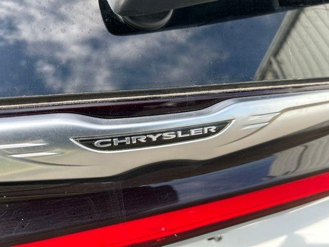 Chrysler Pacifica Hybrid Touring L 2023