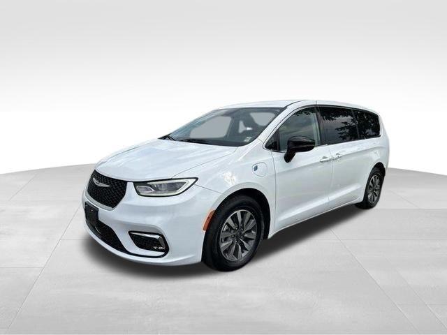 Chrysler Pacifica Hybrid Select 2024