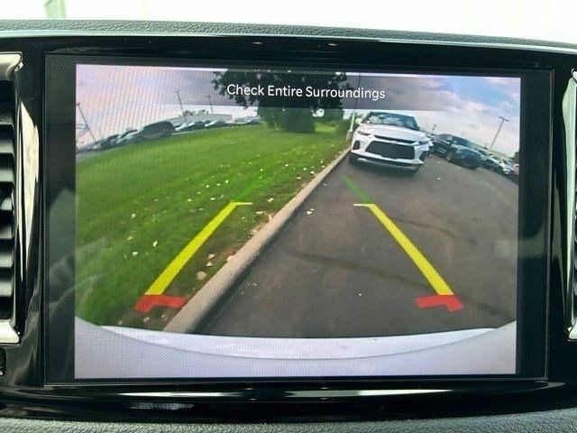 Chrysler Pacifica Hybrid Select 2024