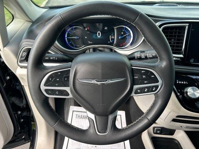 Chrysler Pacifica Hybrid Select 2024
