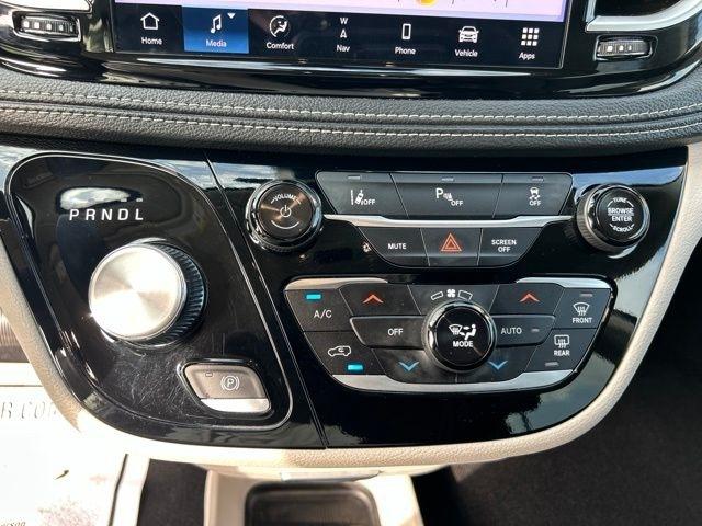 Chrysler Pacifica Hybrid Select 2024