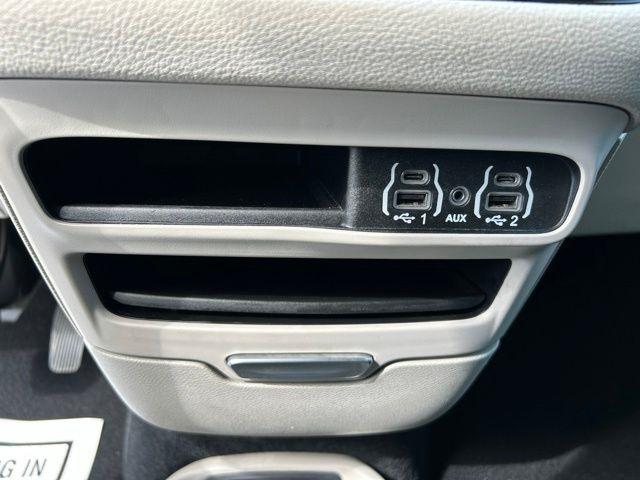 Chrysler Pacifica Hybrid Select 2024