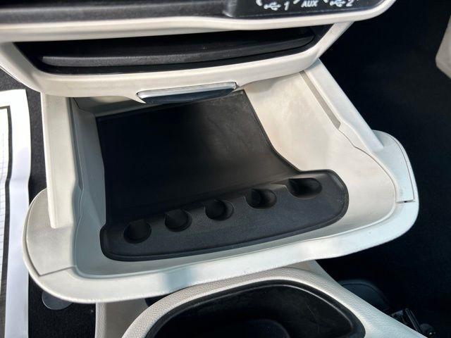 Chrysler Pacifica Hybrid Select 2024