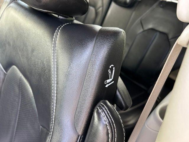 Chrysler Pacifica Hybrid Select 2024