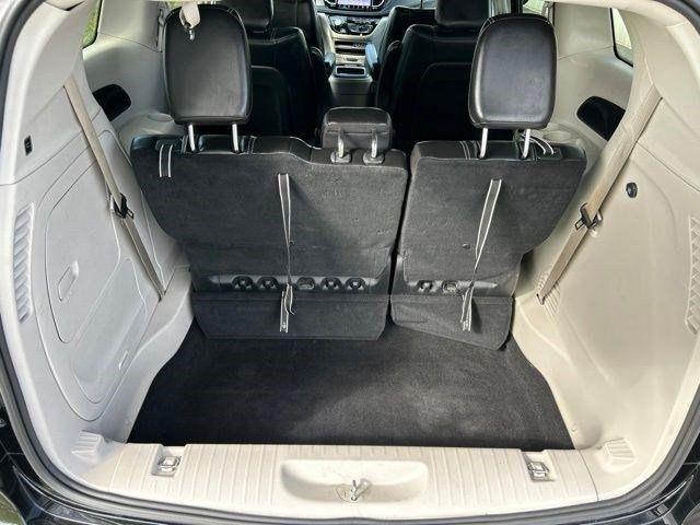 Chrysler Pacifica Hybrid Select 2024