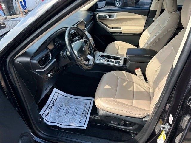 Ford Explorer XLT 2023