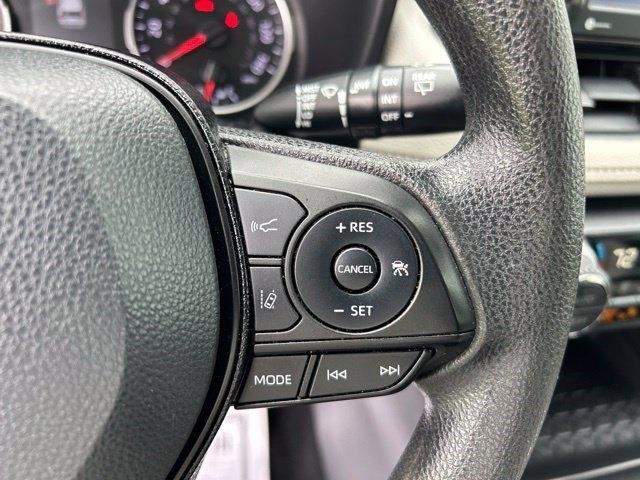 Toyota RAV4 XLE 2021