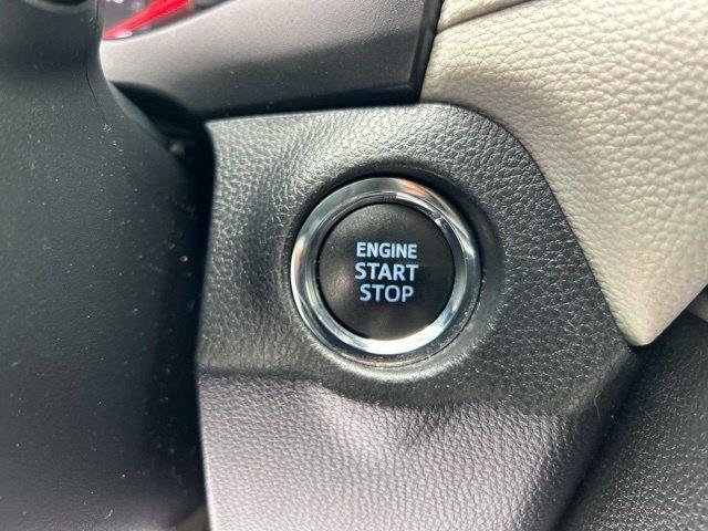 Toyota RAV4 XLE 2021