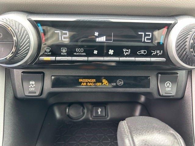 Toyota RAV4 XLE 2021