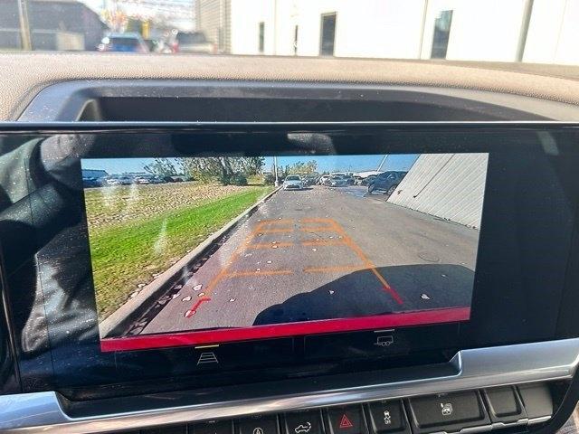 Chevrolet Silverado 1500 LT Crew Cab 4WD 2023
