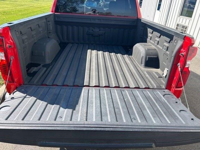 Chevrolet Silverado 1500 LT Crew Cab 4WD 2023