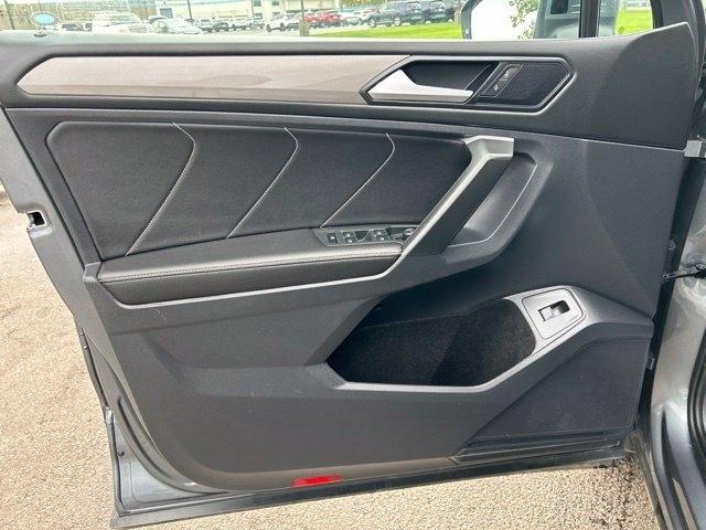 Volkswagen Tiguan FWD 4dr SE 2024