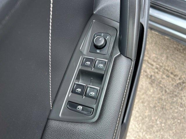 Volkswagen Tiguan FWD 4dr SE 2024