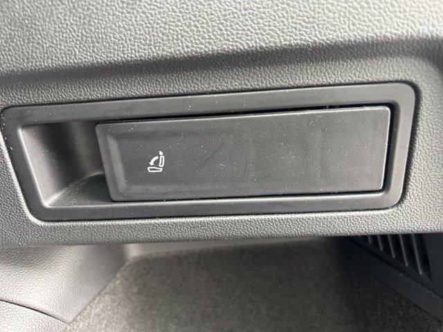 Volkswagen Tiguan FWD 4dr SE 2024
