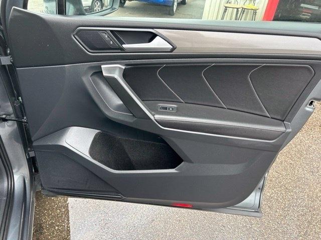 Volkswagen Tiguan FWD 4dr SE 2024